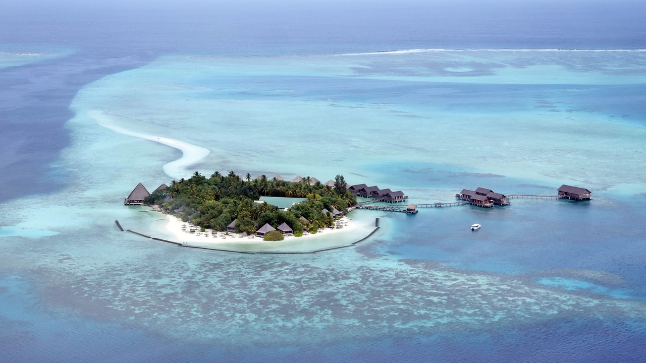 Photo of Others in Gangehi Island