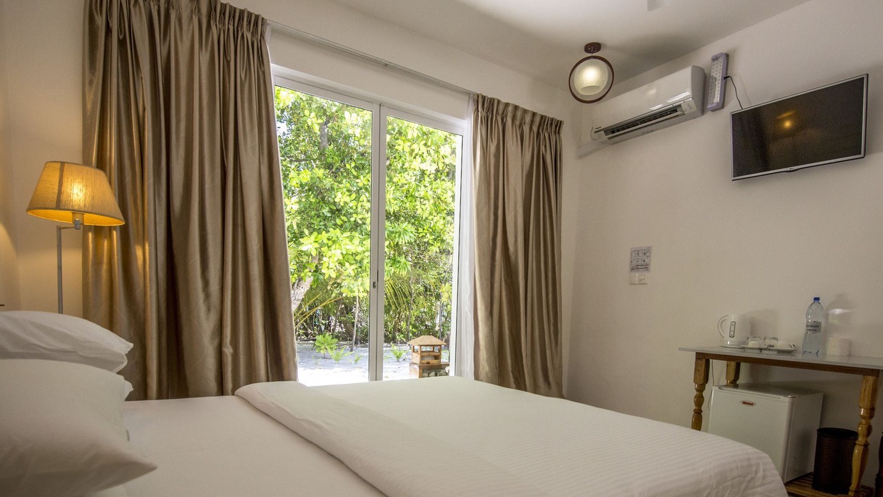 Photo of Bedroom in Dhigurah