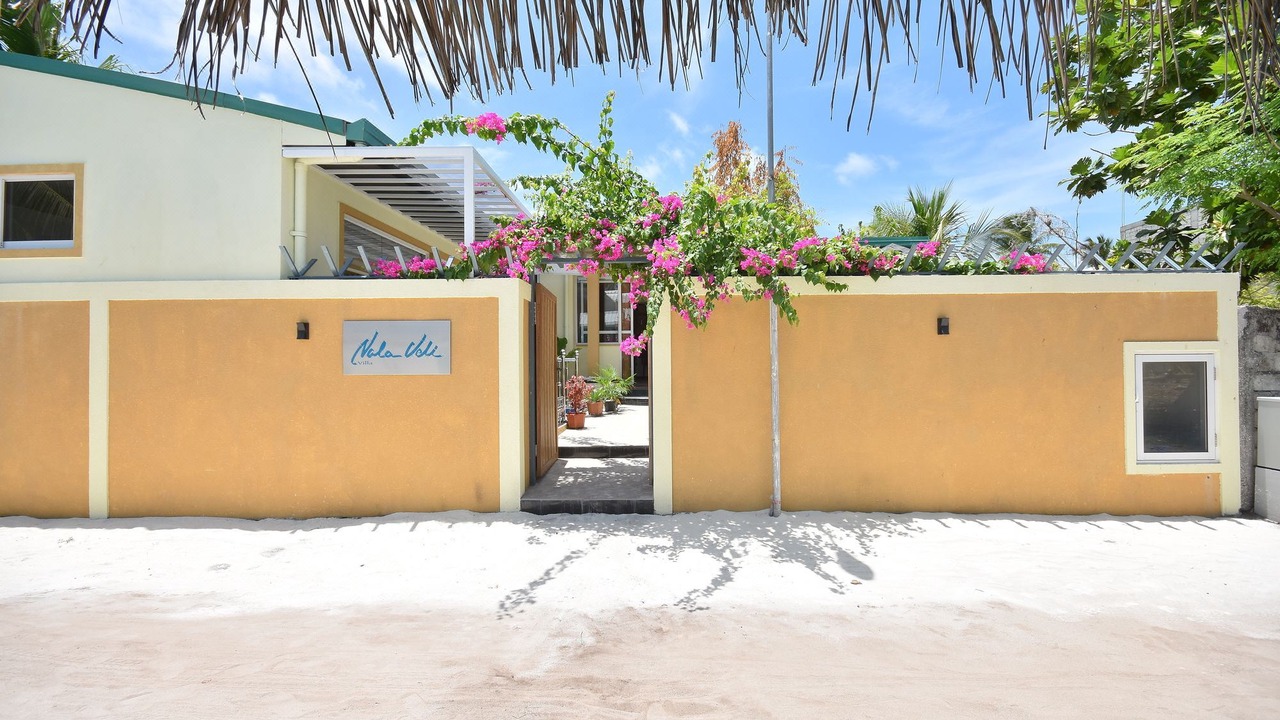Photo of Buildings in Ukulhas