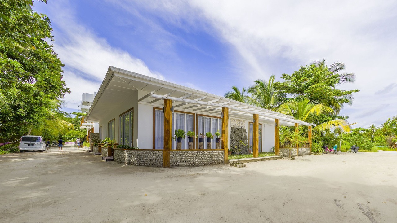 Photo of Buildings in Dhigurah