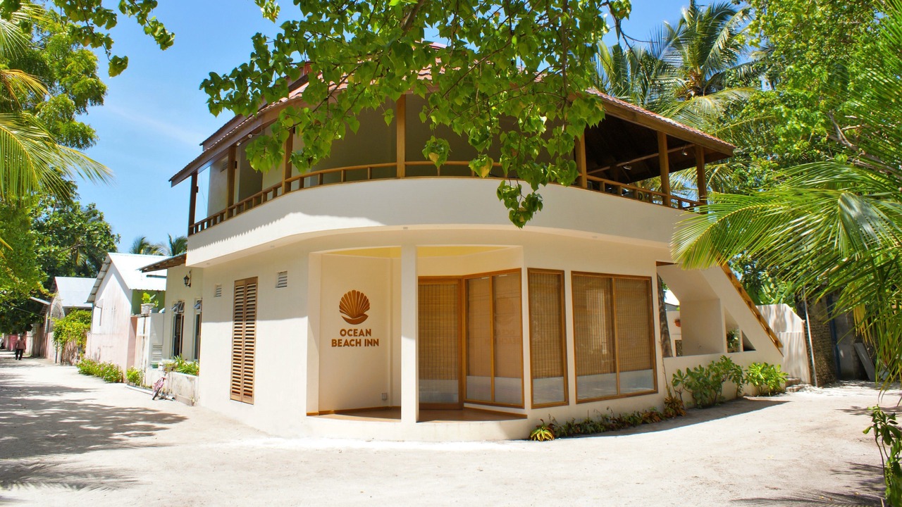 Photo of Buildings in Hangnaameedhoo