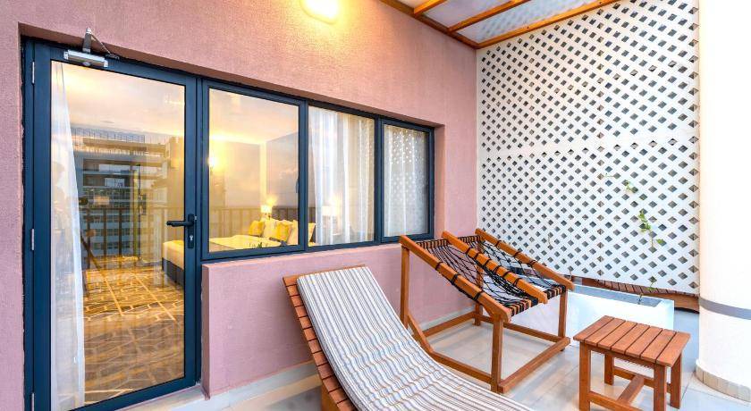 Photo of Patio Balcony in Male