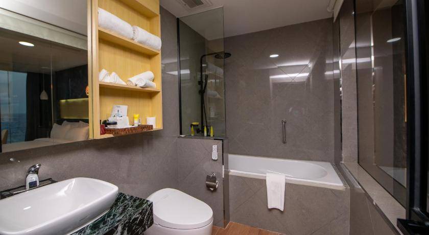 Photo of Bathroom in Kamadhoo