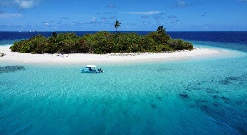 Photo of Others in Himandhoo