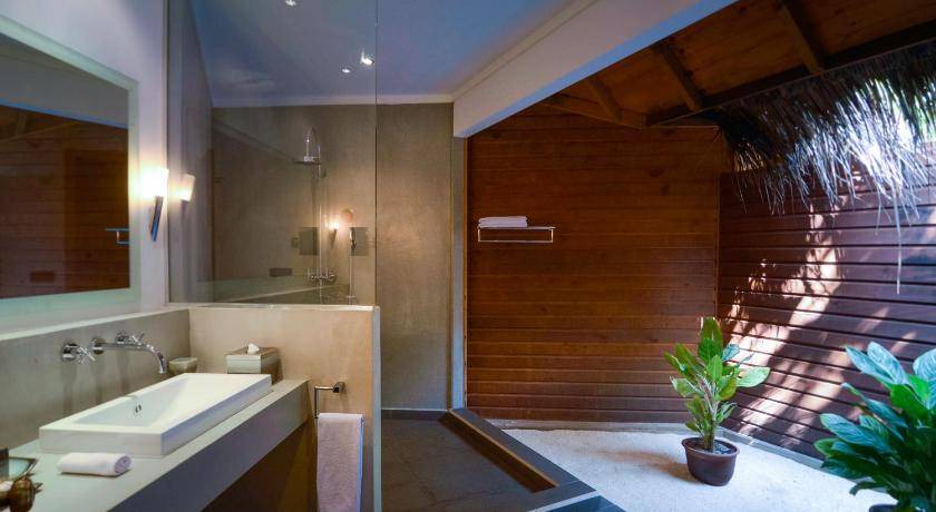 Photo of Bathroom in Mirihi