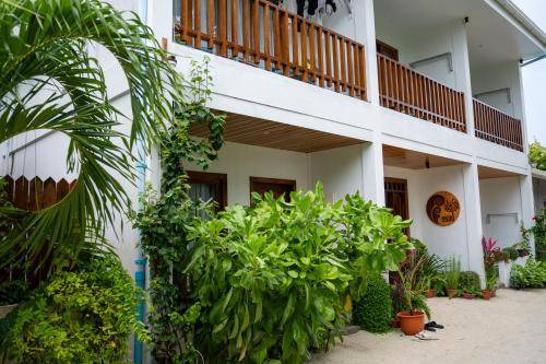 Photo of Buildings in Dhigurah