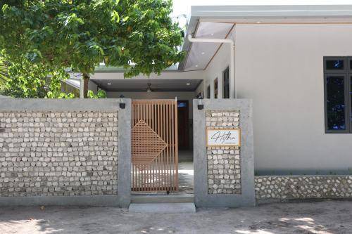 Photo of Others in Omadhoo