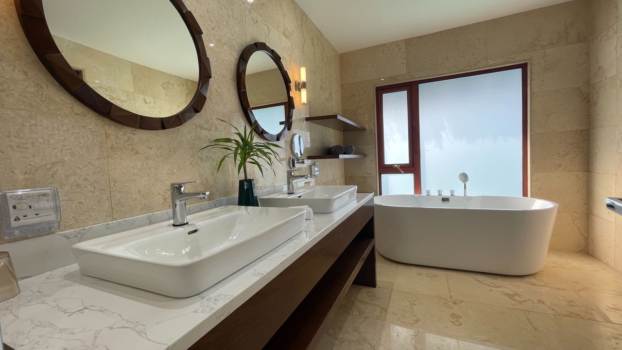 Photo of Bathroom in Mahaanaelhihuraa Island