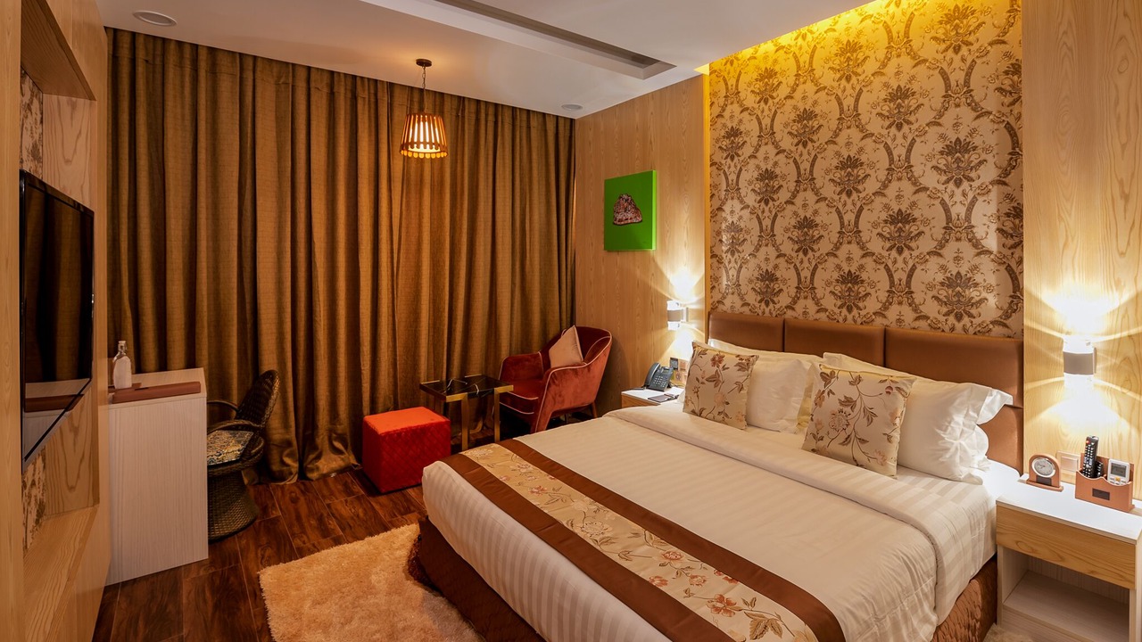 Photo of Bedroom in Male