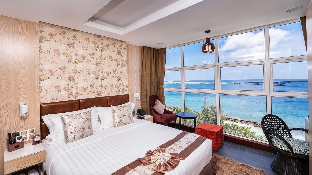 Photo of Bedroom in Male
