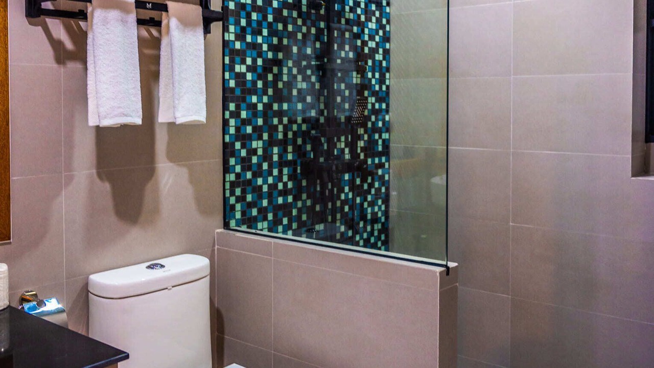 Photo of Bathroom in Fuvahmulah