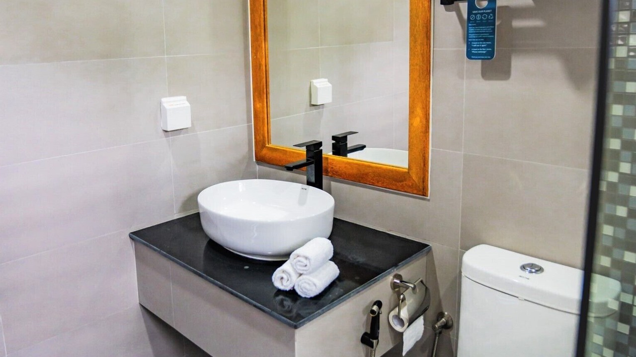Photo of Bathroom in Fuvahmulah