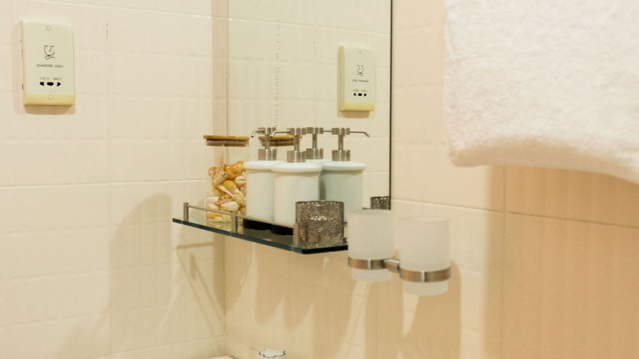 Photo of Bathroom in Magoodhoo