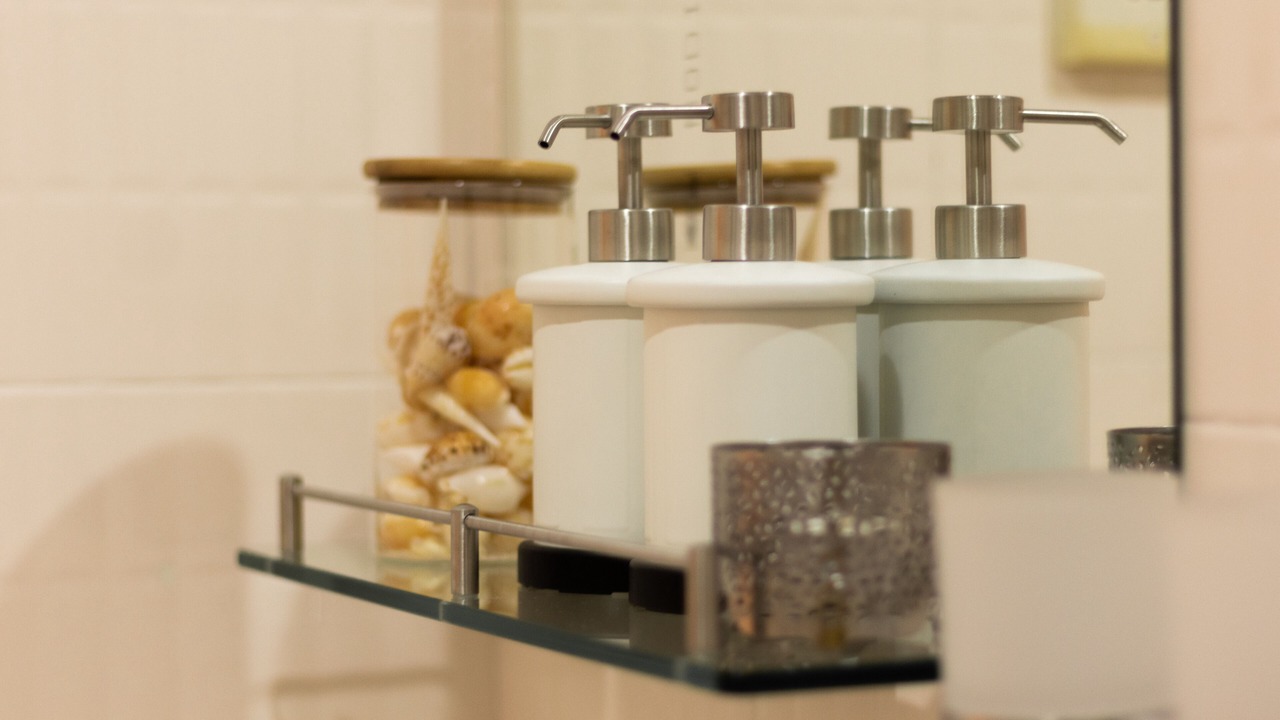 Photo of Bathroom in Magoodhoo