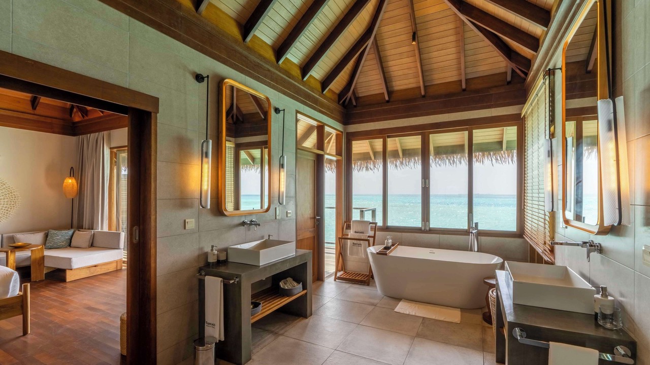 Photo of Bathroom in Dhidhoofinolhu Island