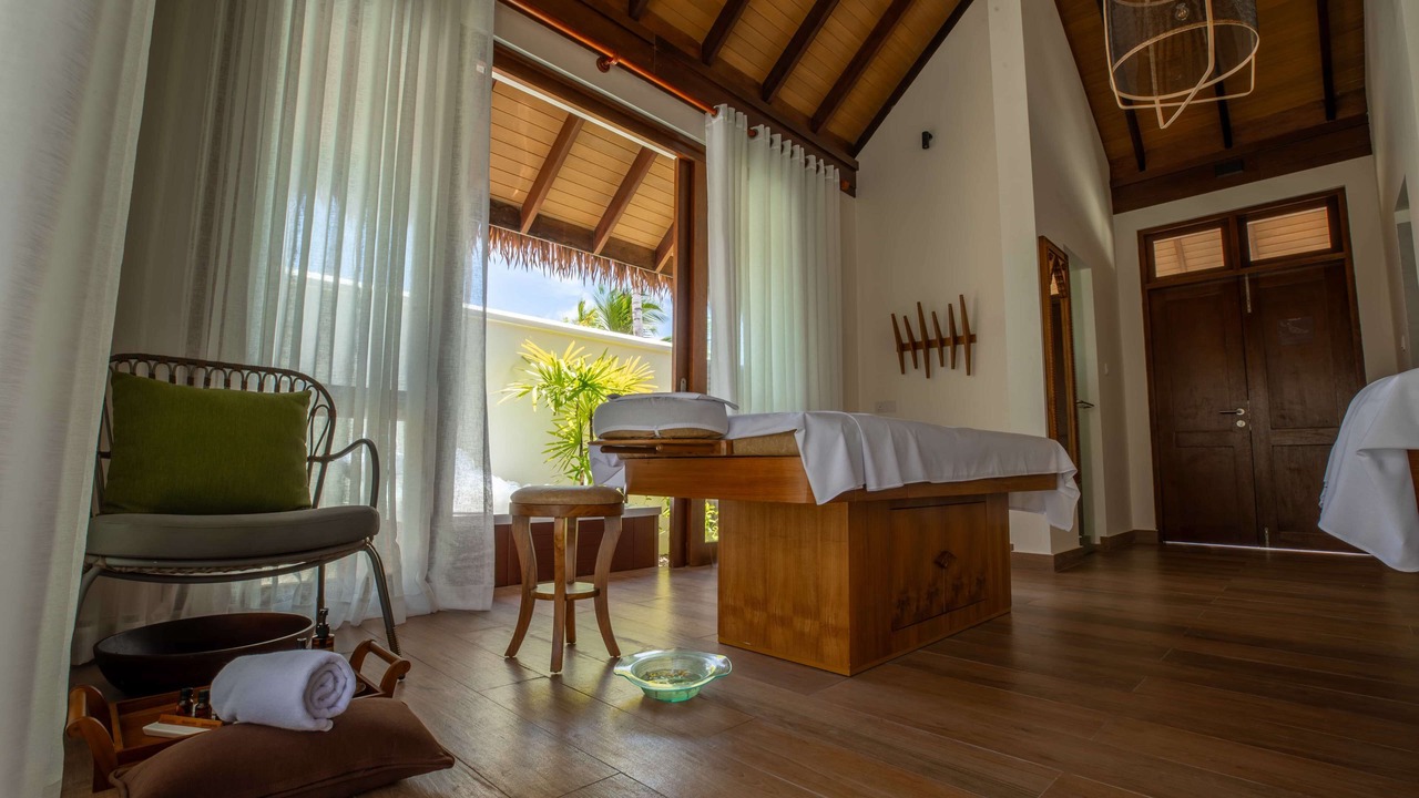 Photo of Bedroom in Dhidhoofinolhu Island