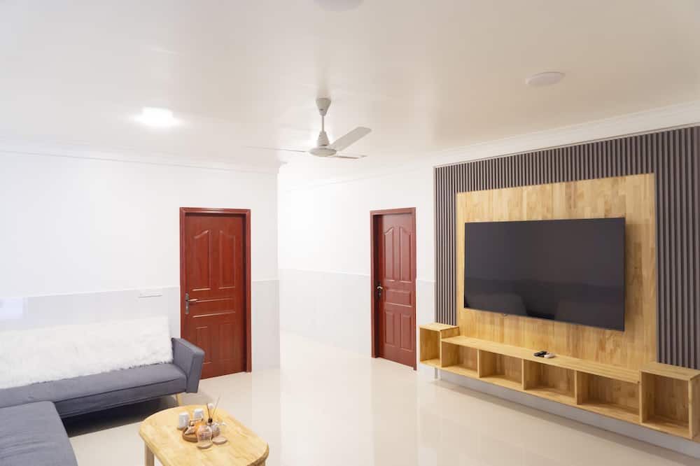 Photo of Livingroom in Magoodhoo