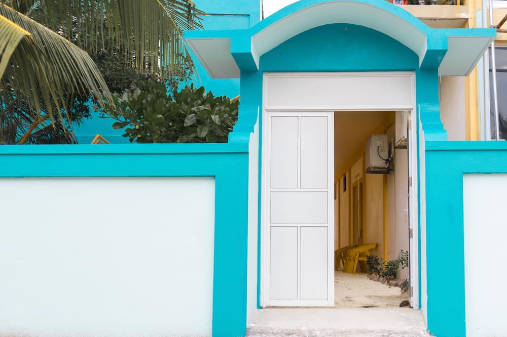 Photo of Outdoor in Magoodhoo
