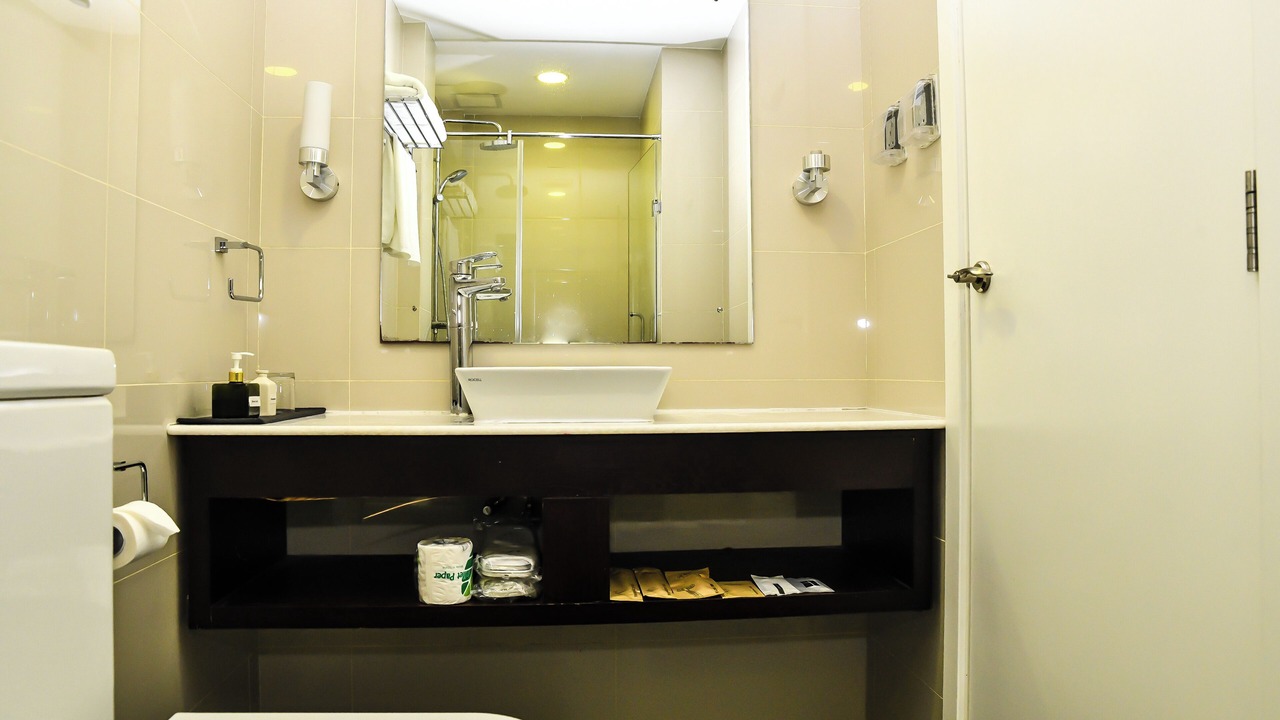 Photo of Bathroom in Male