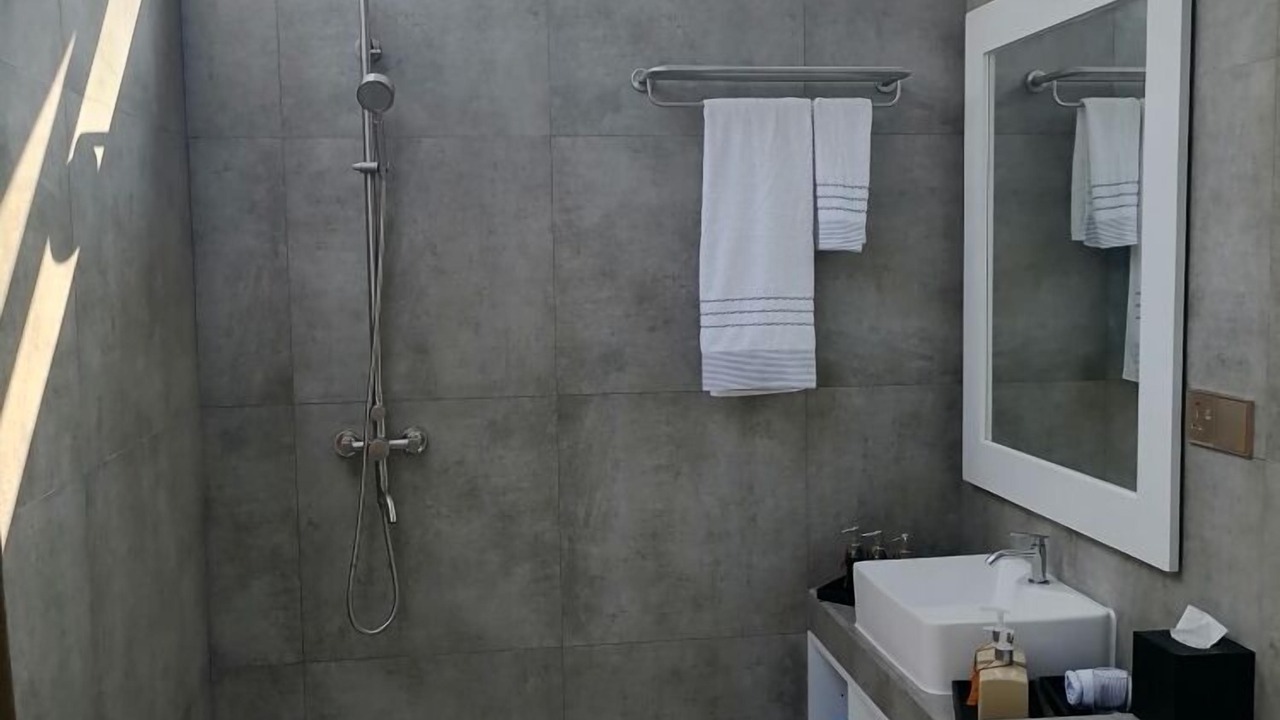 Photo of Bathroom in Fulhadhoo