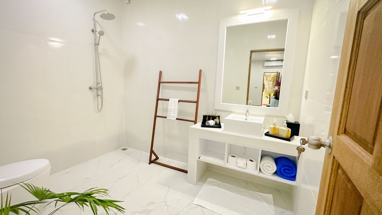 Photo of Bathroom in Fulhadhoo