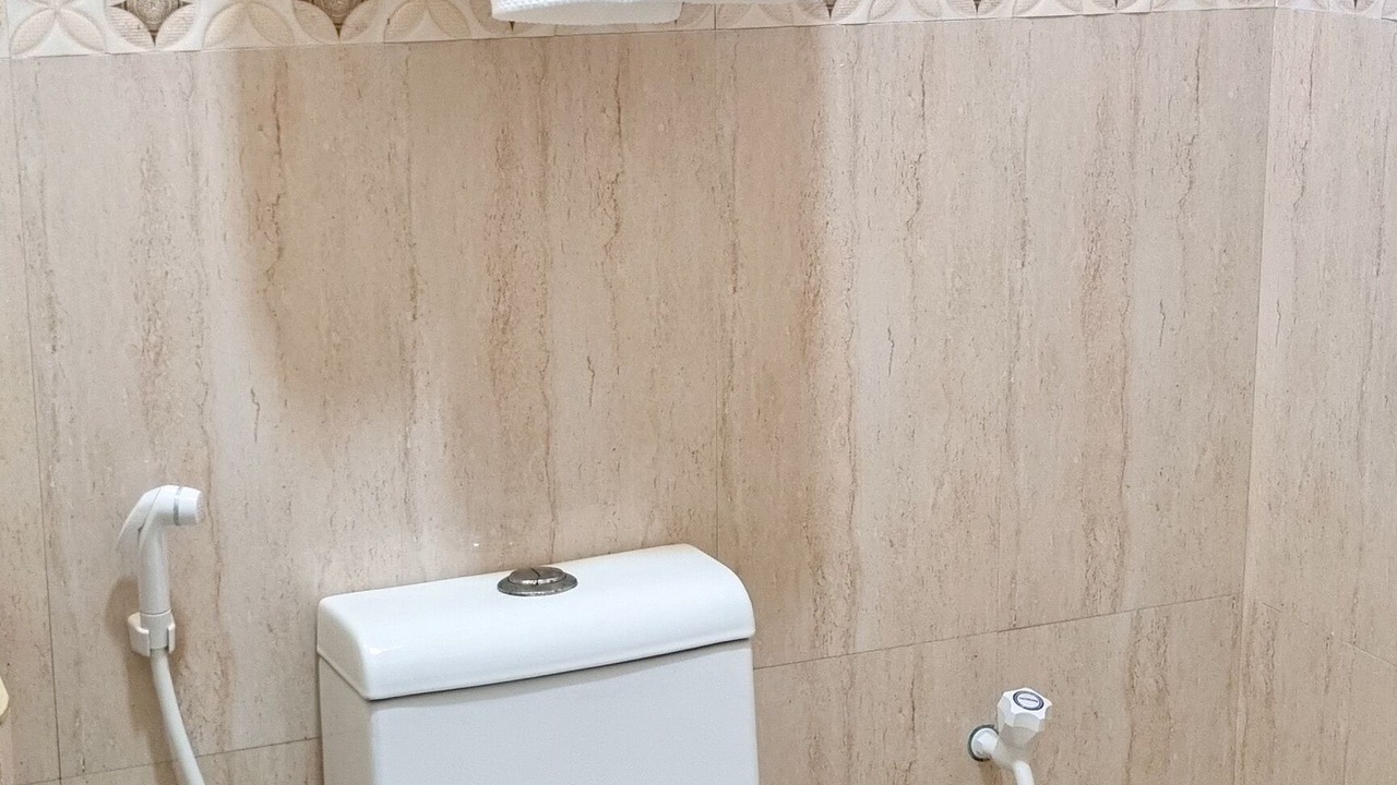 Photo of Bathroom in Keyodhoo