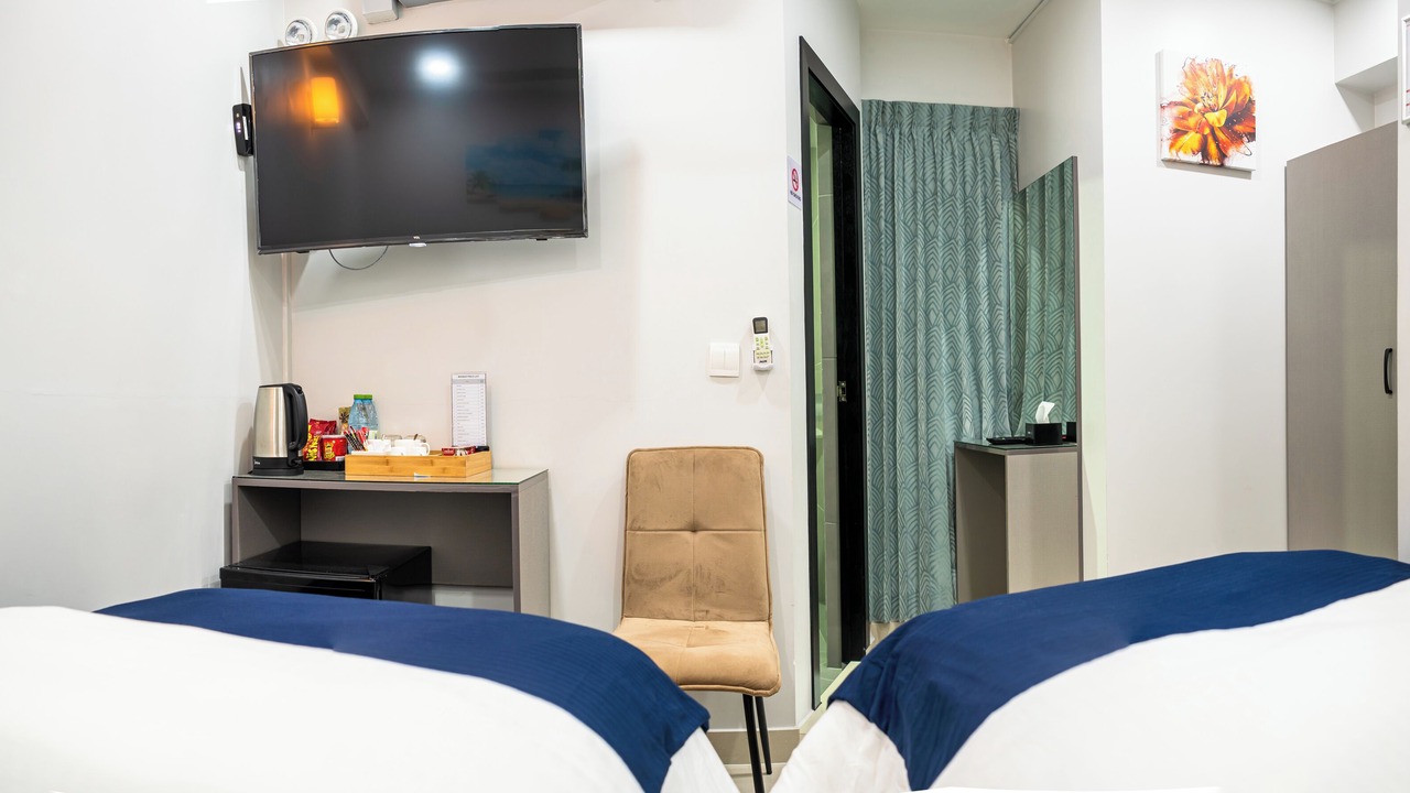 Photo of Bedroom in Male