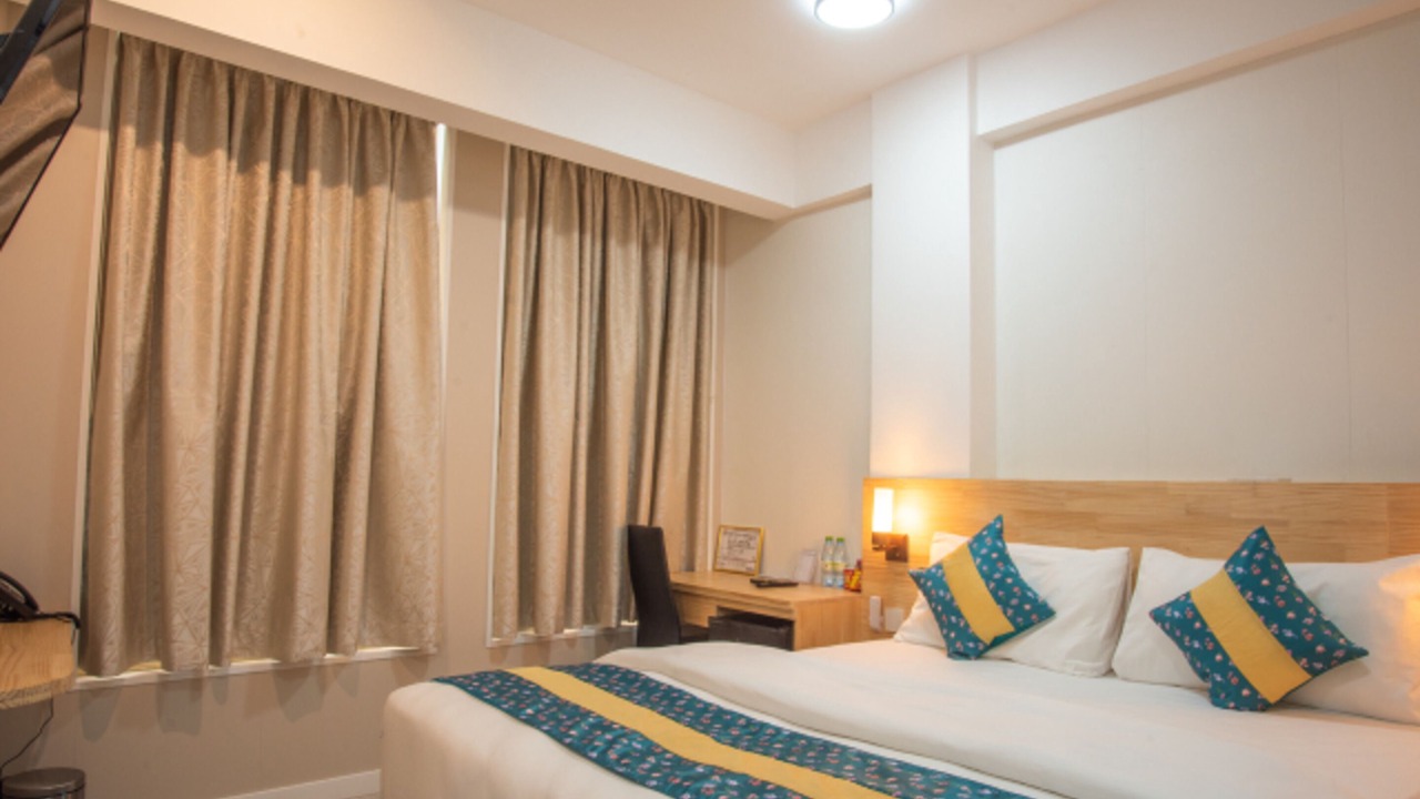 Photo of Bedroom in Male