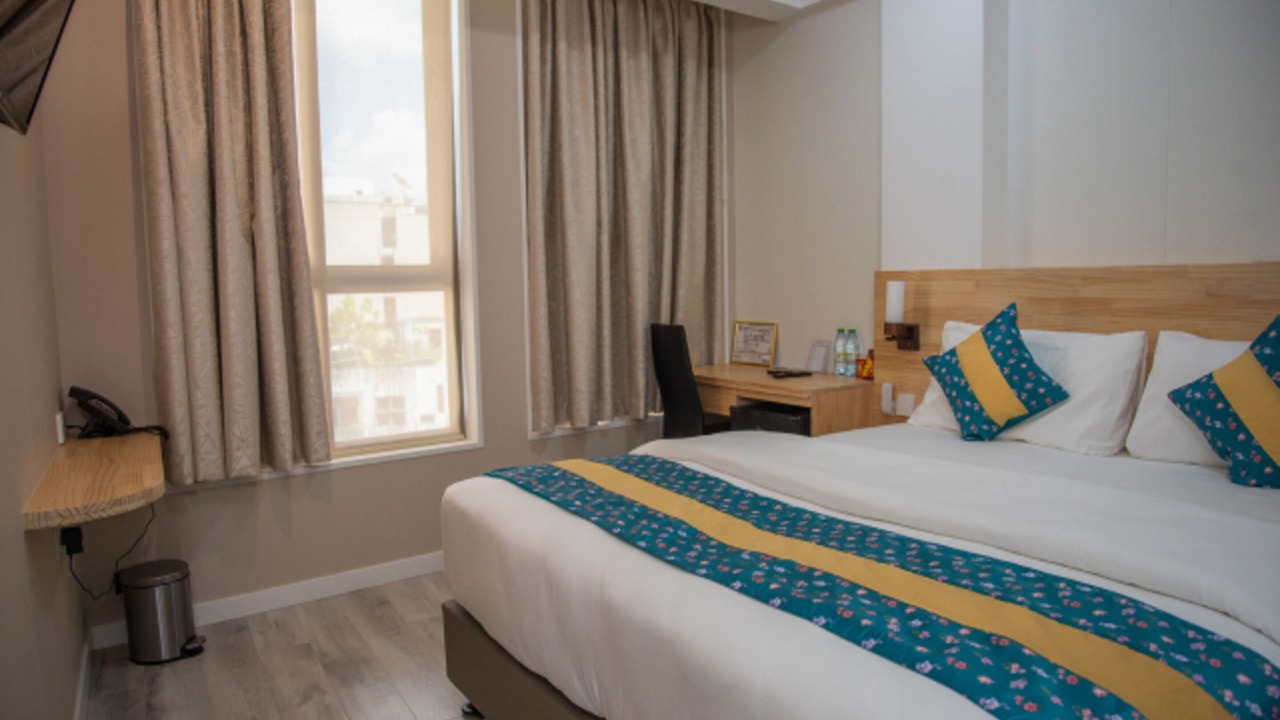 Photo of Bedroom in Male