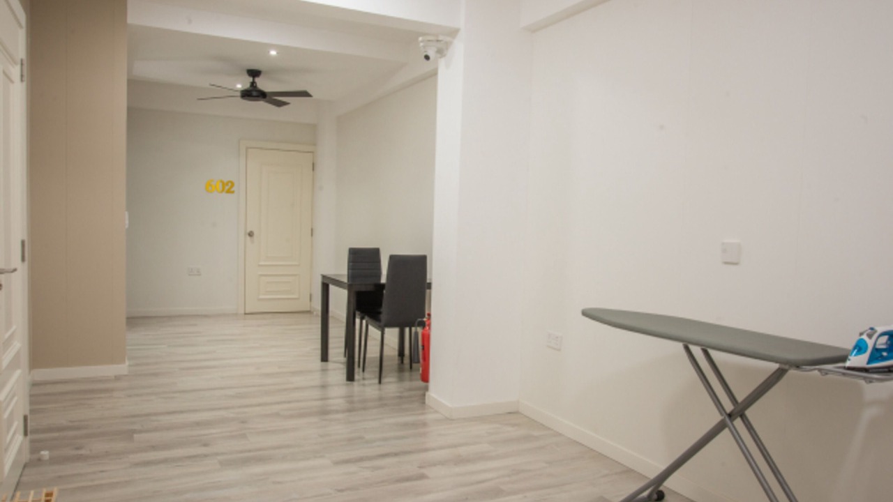 Photo of Livingroom in Male