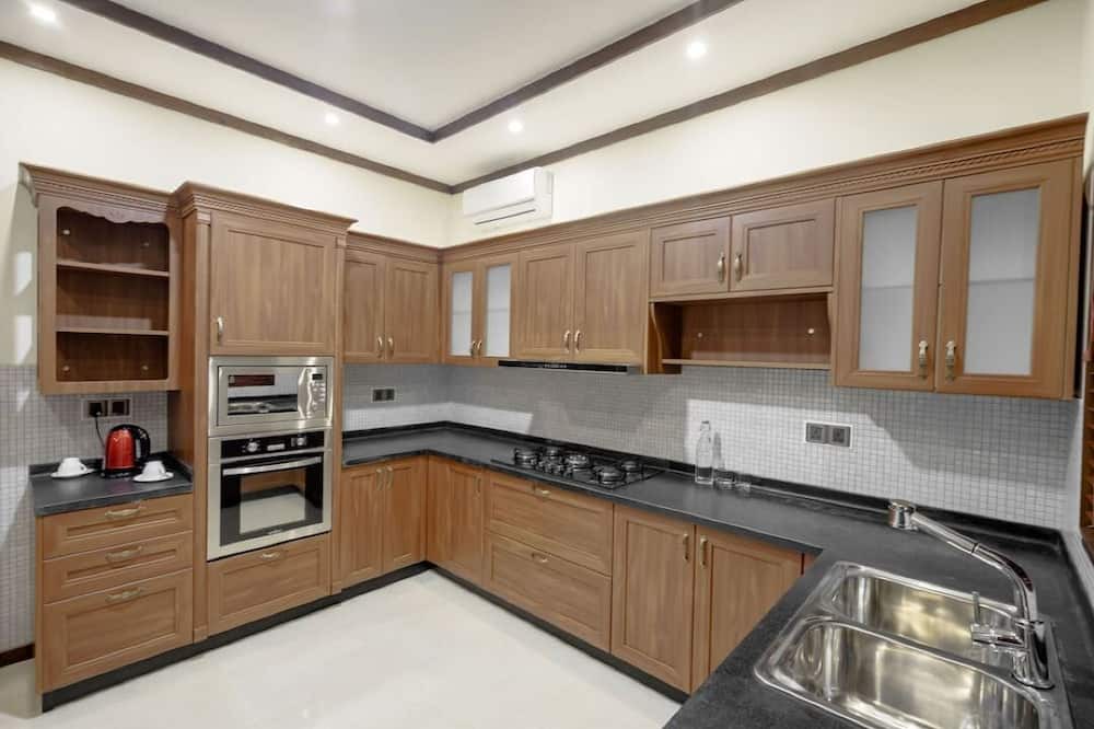 Photo of Kitchen in Fuvahmulah