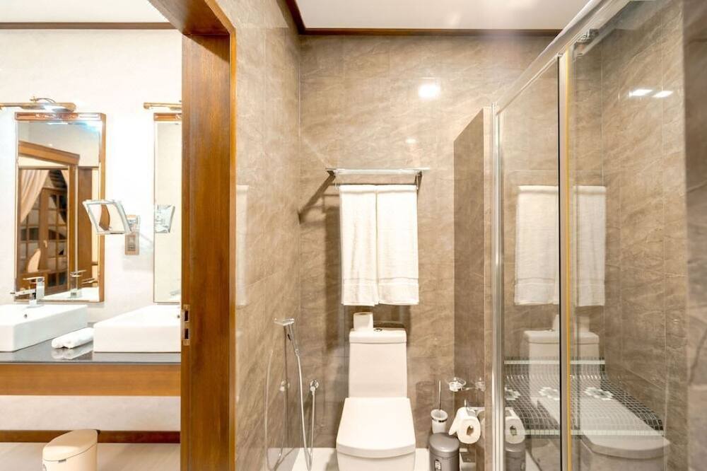 Photo of Bathroom in Fuvahmulah