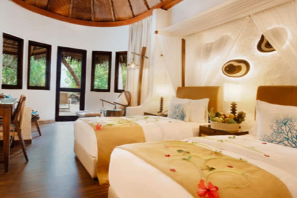 Photo of Bedroom in Male