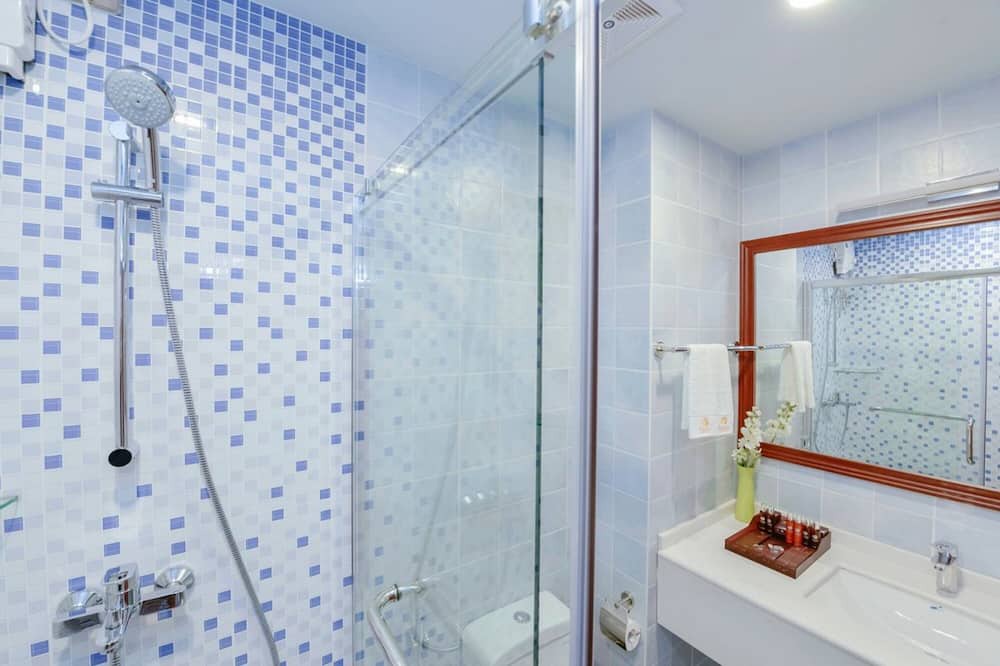 Photo of Bathroom in Thulusdhoo Island