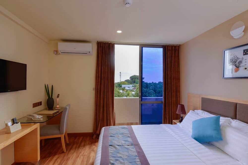 Photo of Bedroom in Thulusdhoo Island