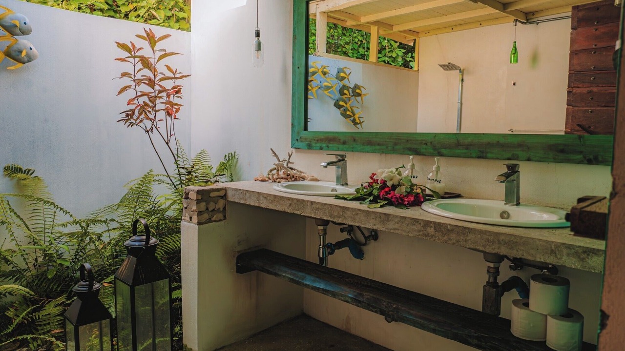 Photo of Bathroom in Nolhivaranfaru