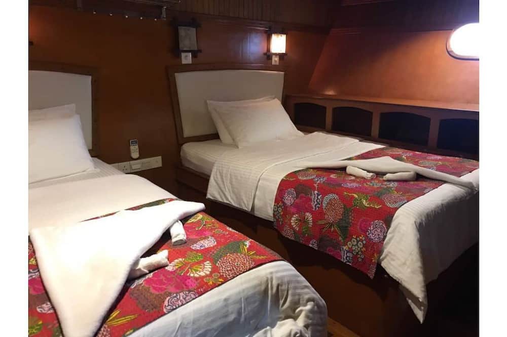 Photo of Bedroom in Vaavu Atoll