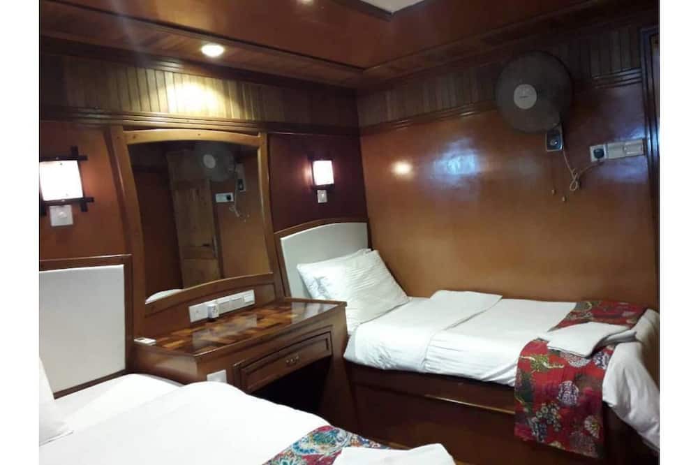 Photo of Bedroom in Vaavu Atoll