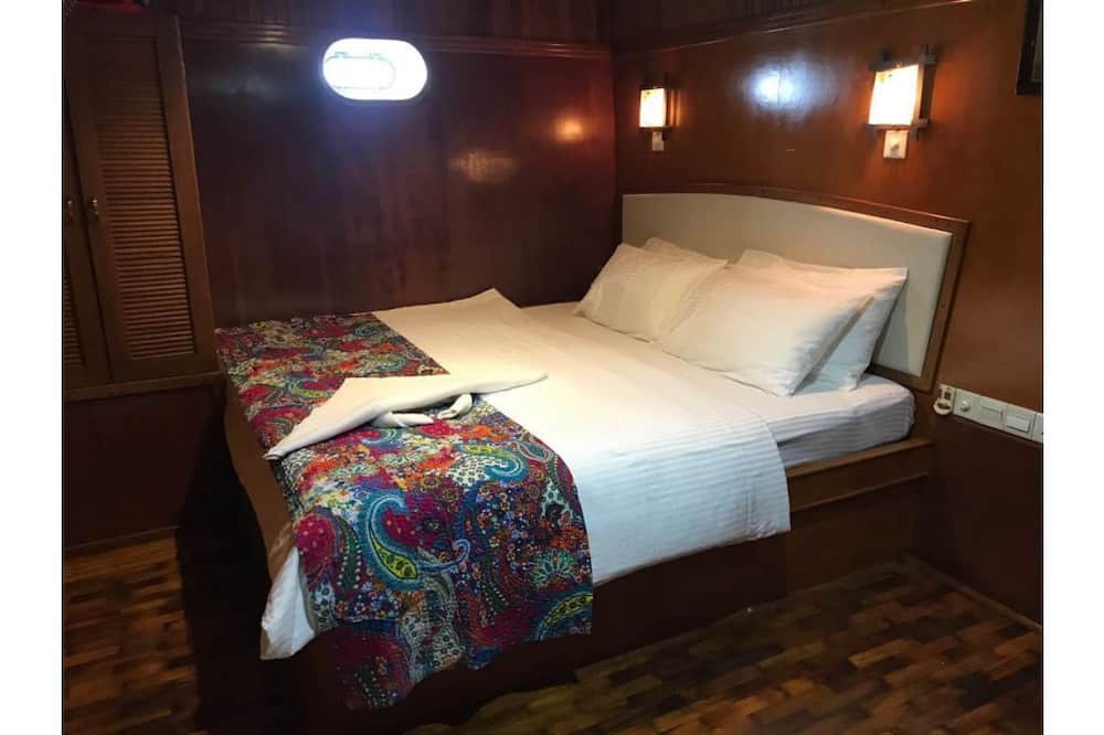 Photo of Bedroom in Vaavu Atoll