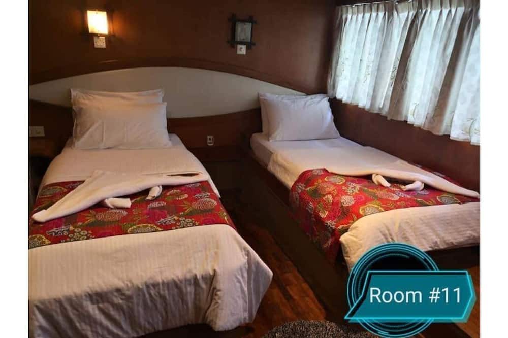 Photo of Bedroom in Vaavu Atoll