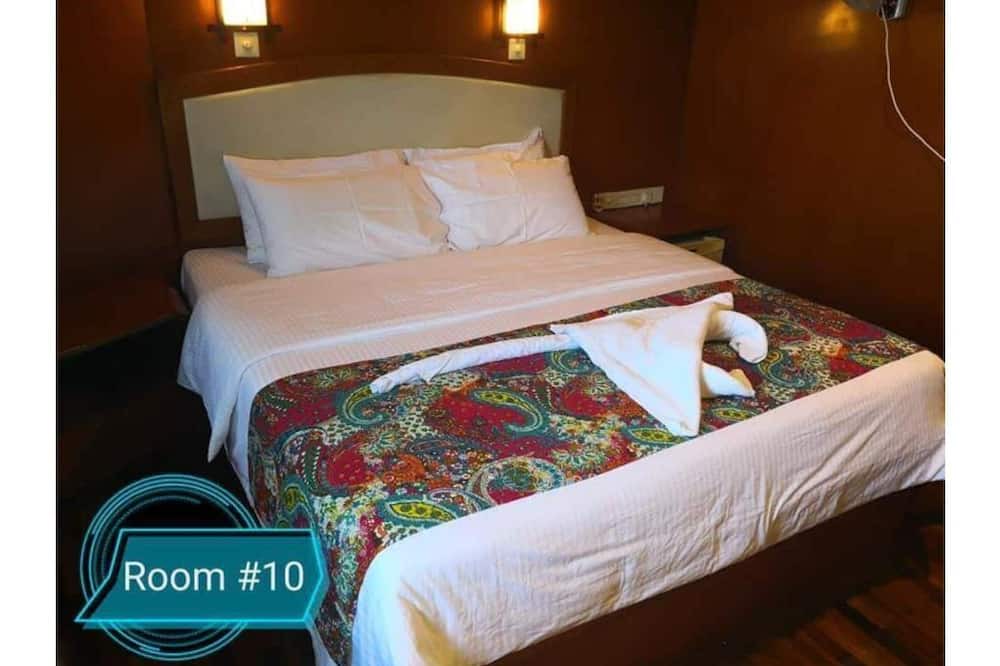 Photo of Bedroom in Vaavu Atoll