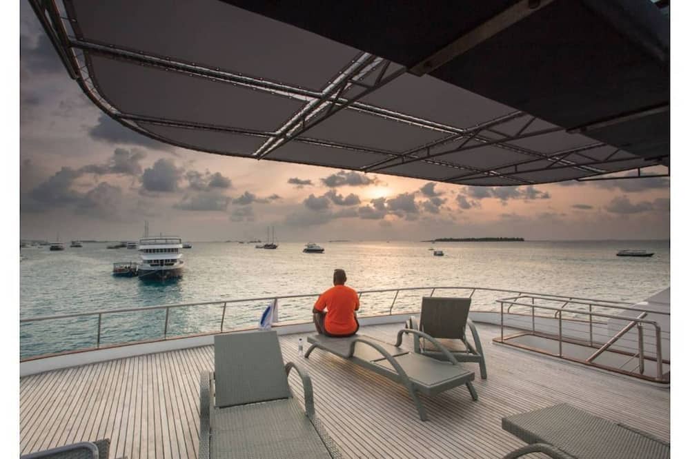 Photo of Patio Balcony in Vaavu Atoll