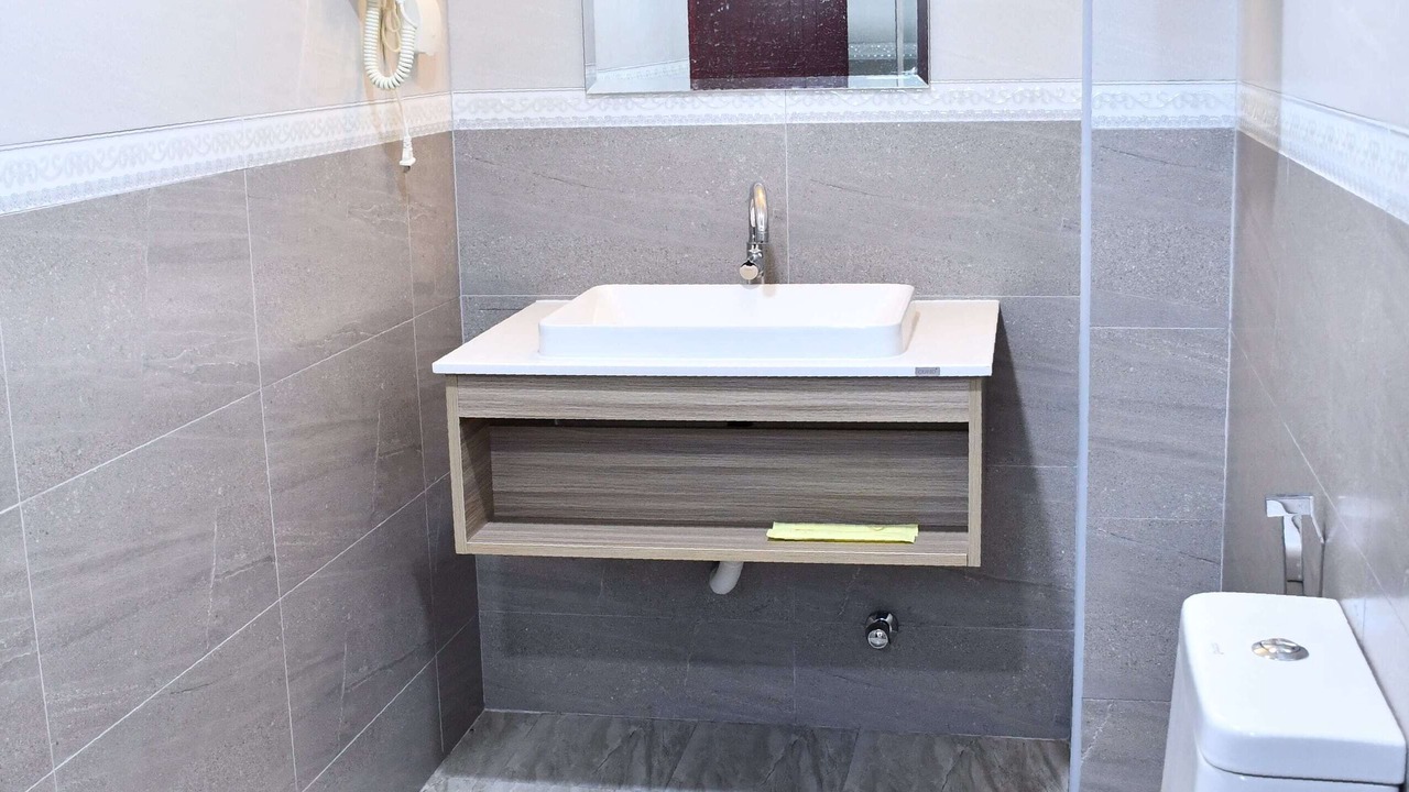 Photo of Bathroom in Kudahuvadhoo