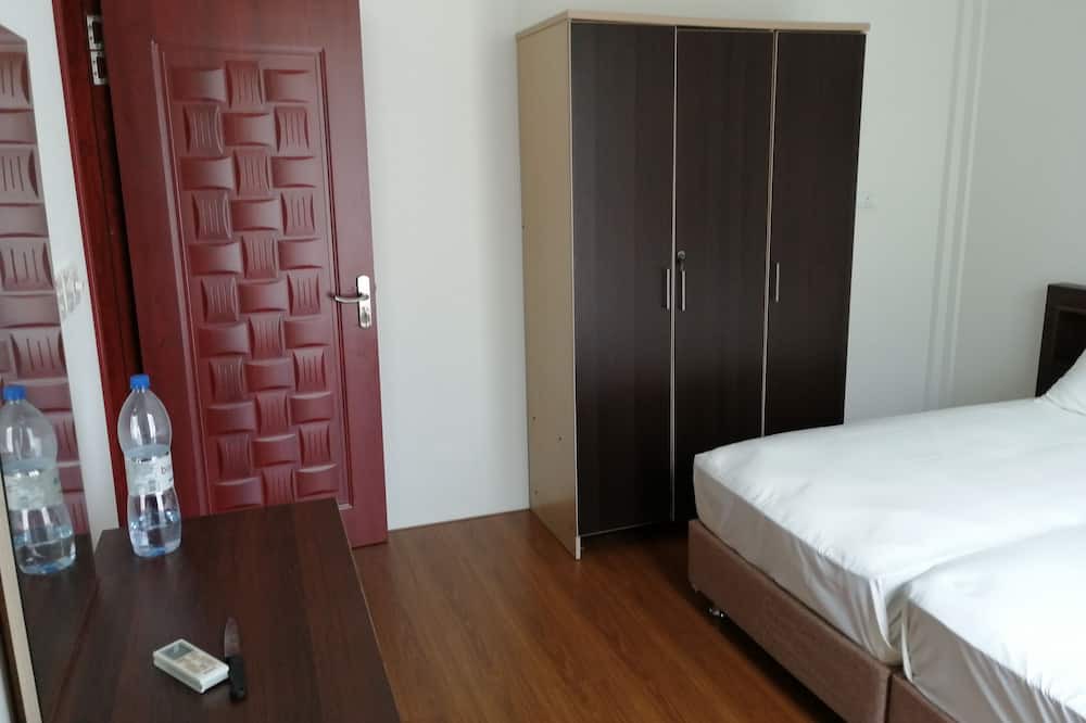 Photo of Bedroom in Kudahuvadhoo