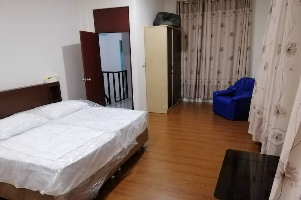 Photo of Bedroom in Kudahuvadhoo