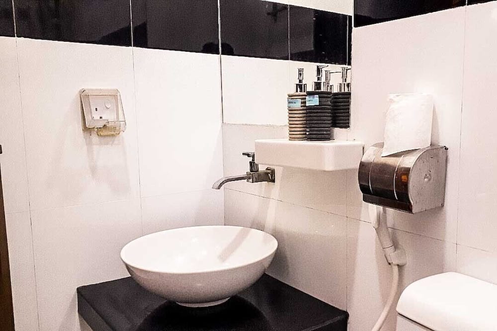 Photo of Bathroom in Kelaa