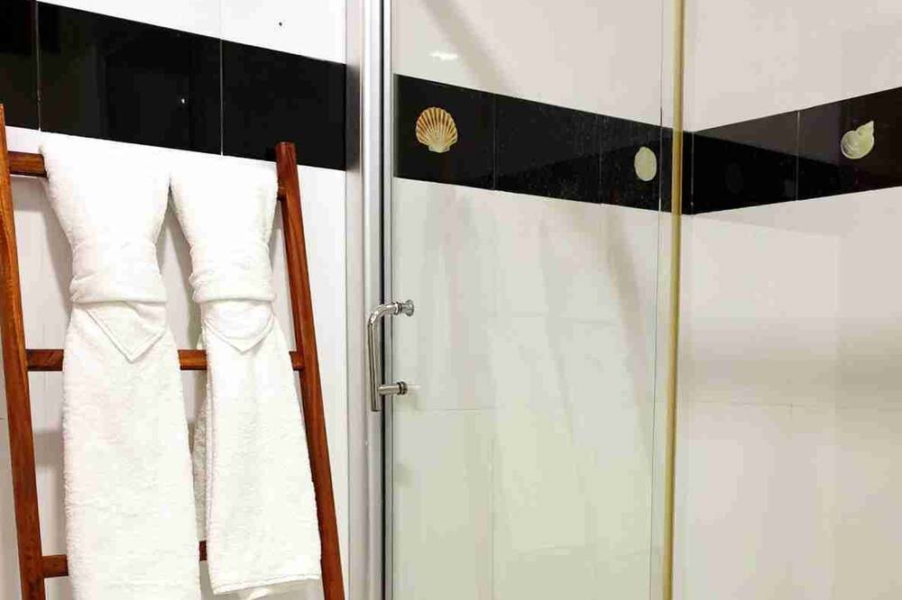 Photo of Bathroom in Kelaa