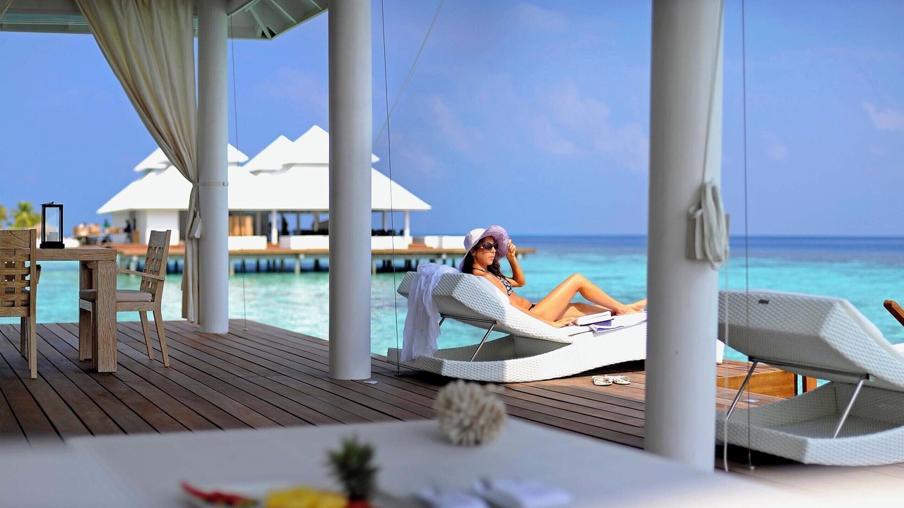 Photo of Bedroom in Athuruga Island