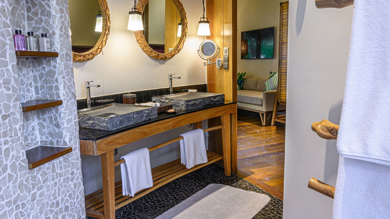 Photo of Bathroom in Moofushi Island