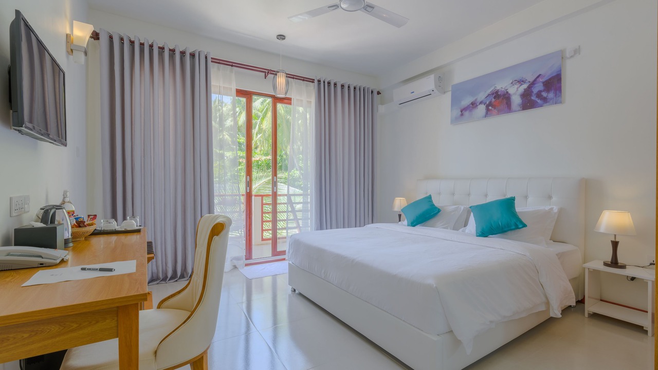 Photo of Bedroom in Dhigurah